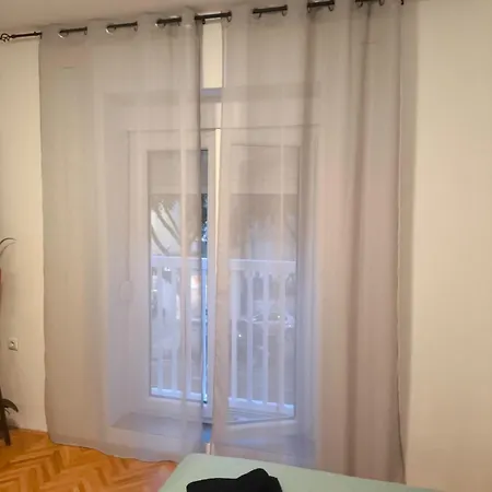 Aurora Apartment *