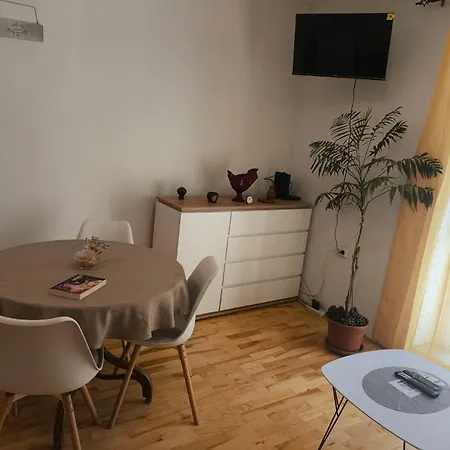 Apartamento Aurora *